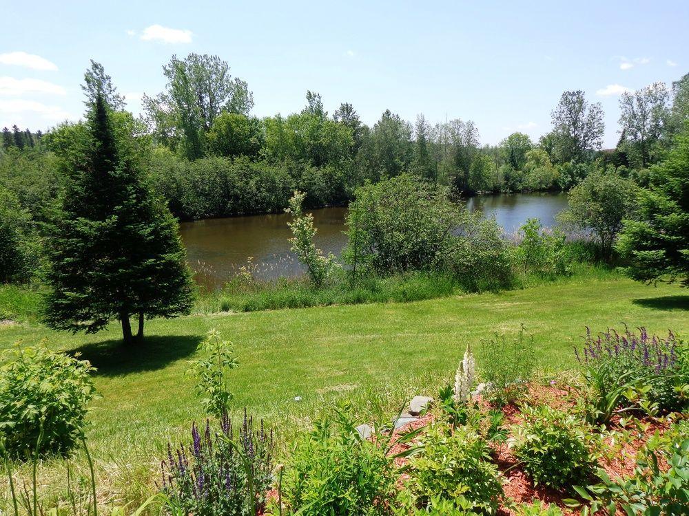 Motel Des Deux Lacs Waterloo Zewnętrze zdjęcie