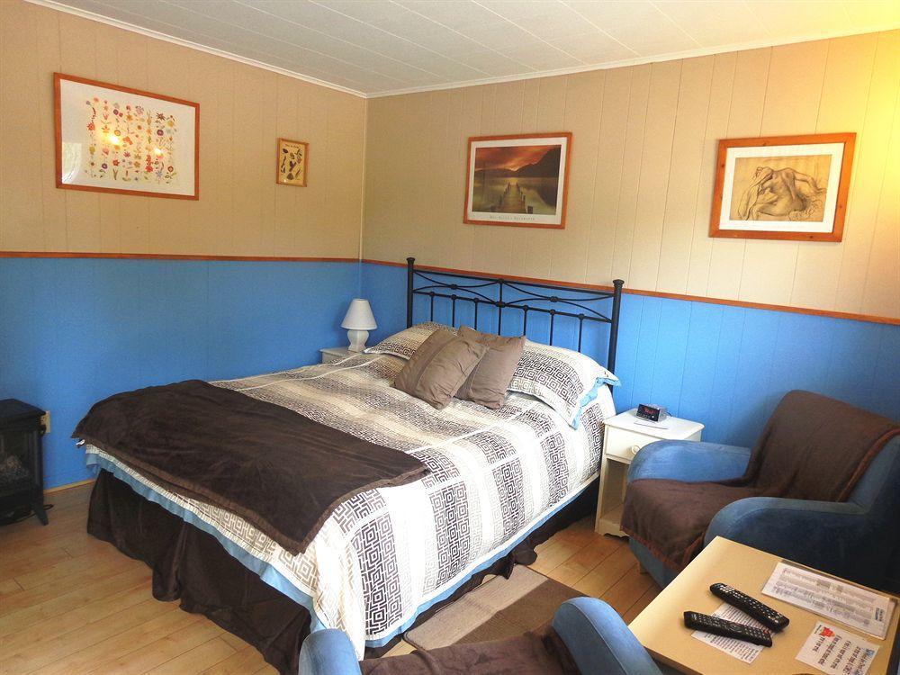 Motel Des Deux Lacs Waterloo Zewnętrze zdjęcie