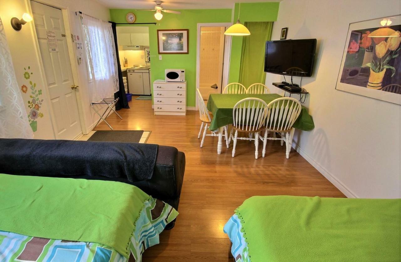 Motel Des Deux Lacs Waterloo Pokój zdjęcie